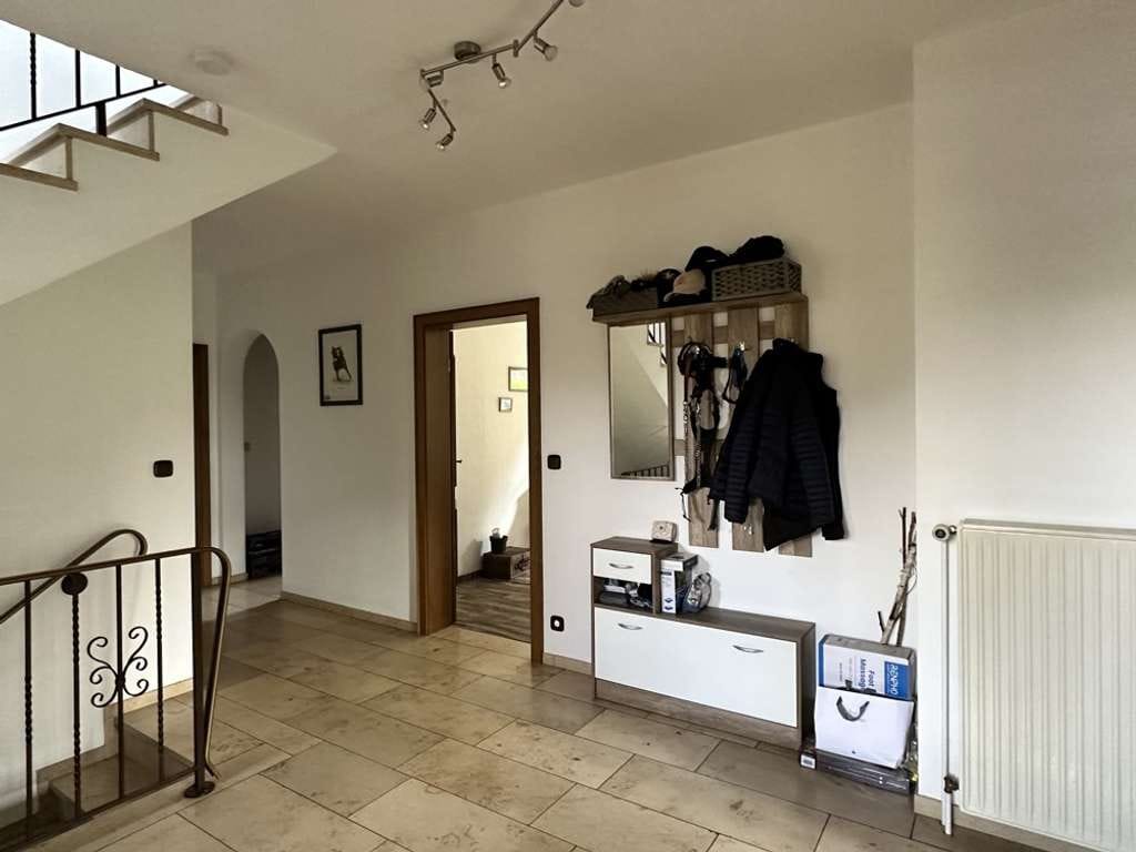 Immobilie in Steinfeld - Großzügiges Wohnglück: Einfamilienhaus in bester Lage unweit des Zentrums - Bild 2