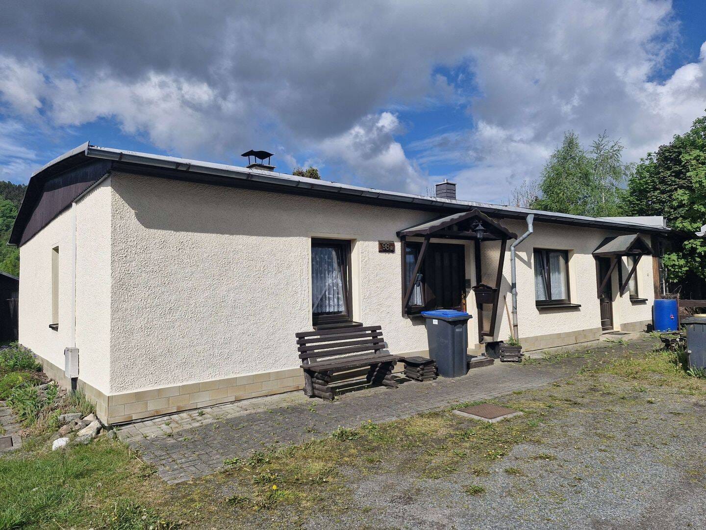 Immobilie in Olbernhau - Wohnen auf einer Ebene - Bungalow in ruhiger und dennoch zentraler Lage von Olbernhau! - Bild 0