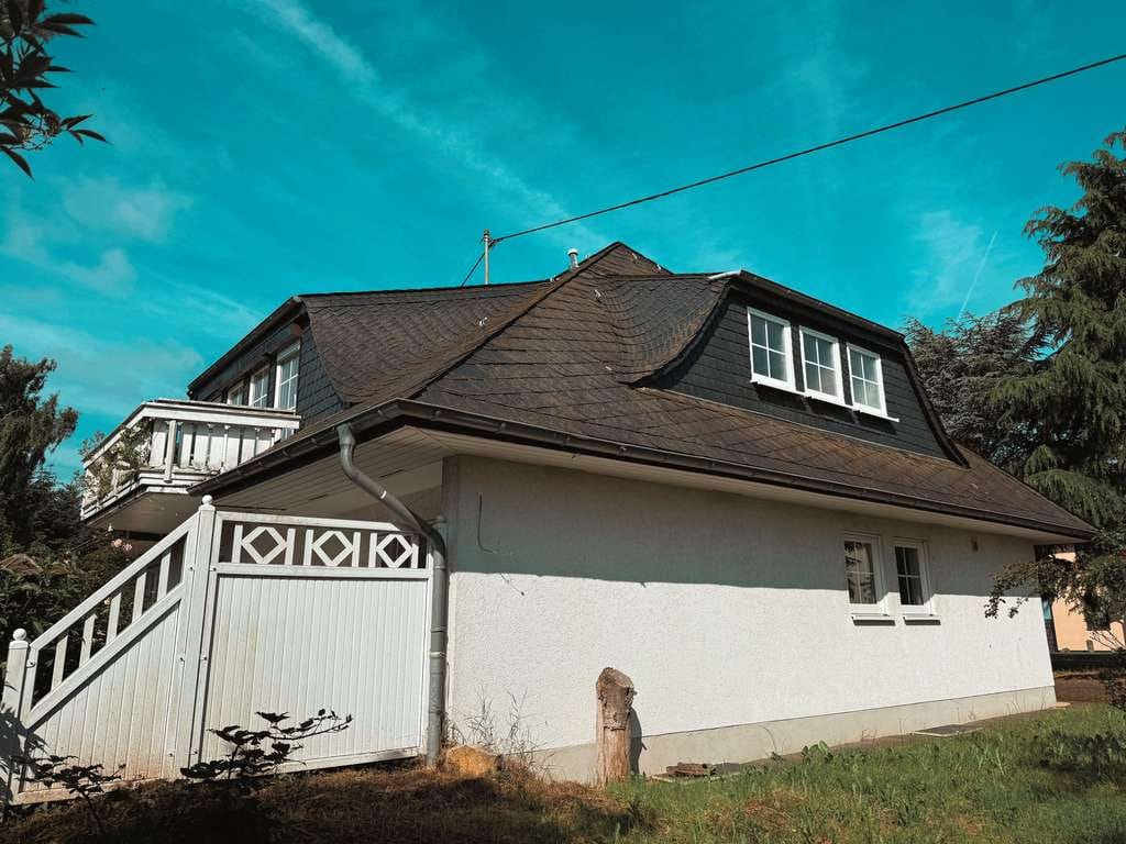 Immobilie in Nörtershausen - Repräsentatives Anwesen in toller Lage und großem Grundstück mit 2 zusätzlichen Bauplätzen - Bild 1