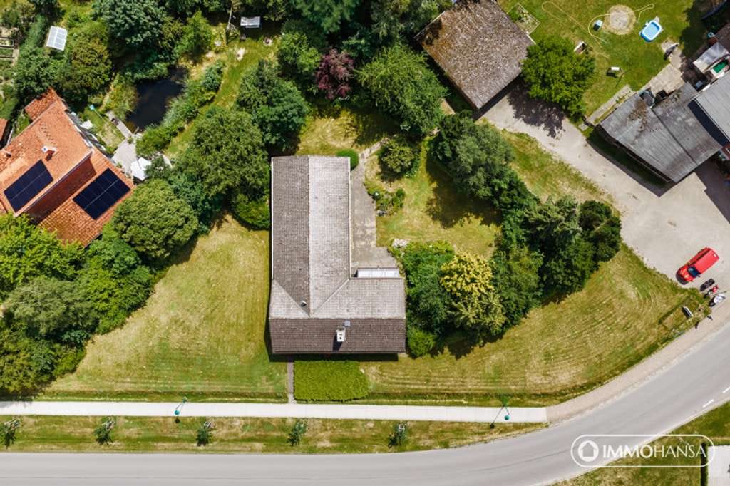 Immobilie in Embsen - Familientraum: Bungalow mit gehobener Ausstattung, Wintergarten, Wellnessoase und großem Garten - Bild 1