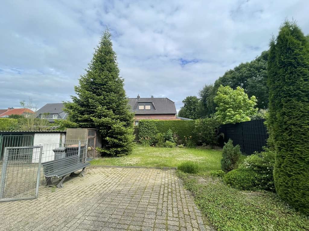 Immobilie in Kempen - Charmanter Altbau mit viel Potenzial – Freistehendes Einfamilienhaus in ruhiger Lage von Tönisberg - Bild 1