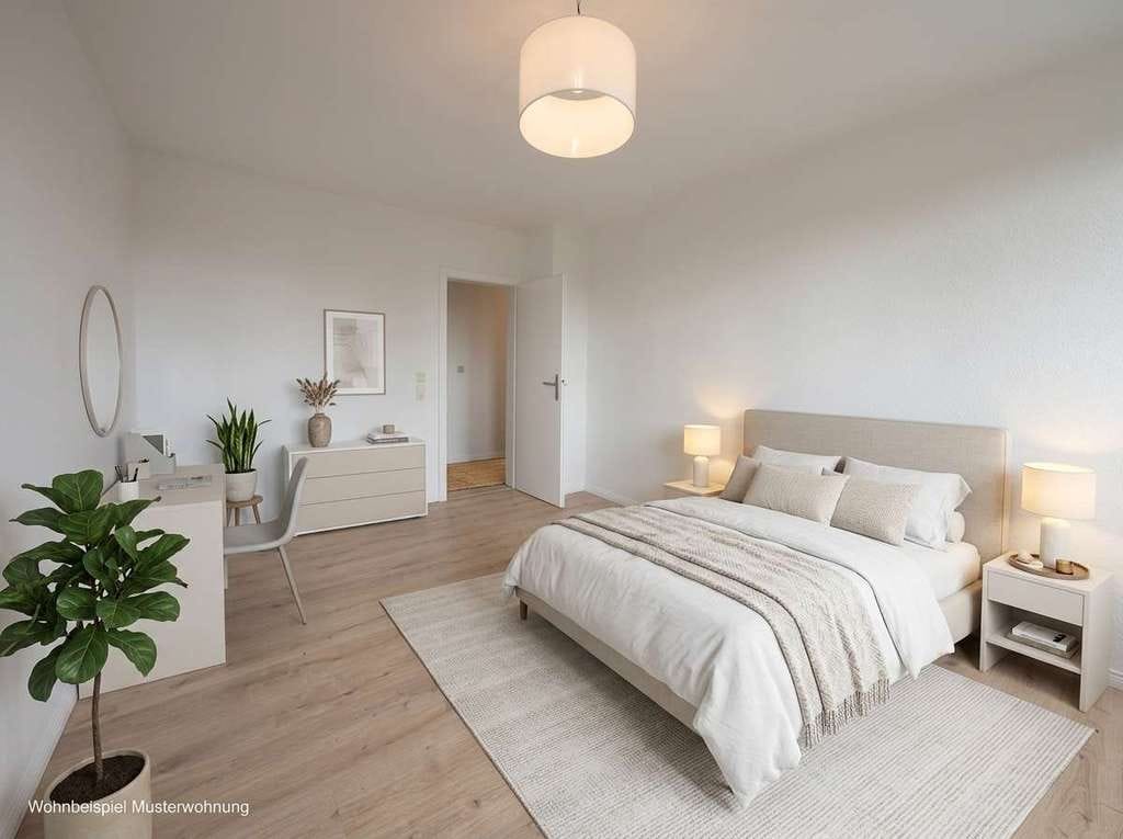 Immobilie in Schorfheide - Werden Sie Vermieter, nördlich von Berlin. Provisionsfrei! Großzügige 4-Zi.-Wohnung - Bild 0