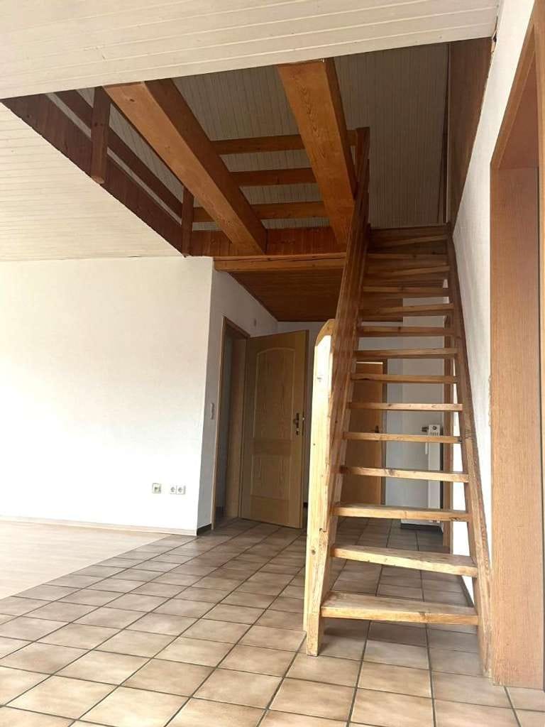 Immobilie in Nandlstadt - Geräumige 3,5-Zimmer-DG-Mais.-Wohnung mit Balkon - Bild 4