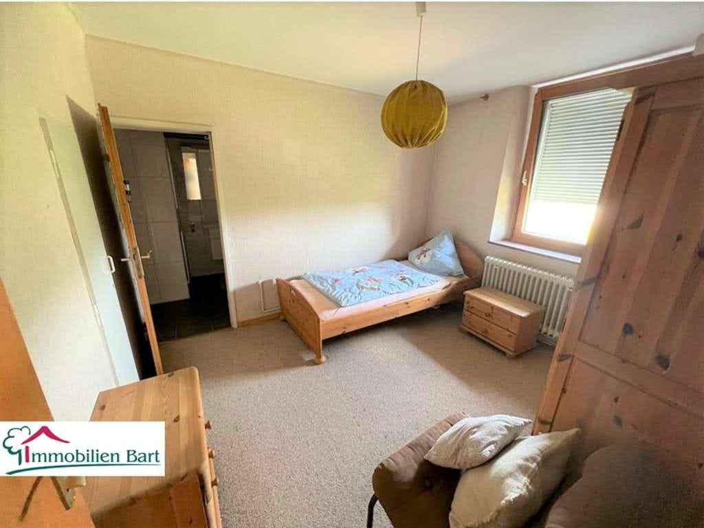 Immobilie in Perl - INVESTOREN AUFGEPASST!!! WOHNHAUS MIT 3 WOHNUNGEN & BAUGRUNDSTÜCK (8AR) IN BESTER LAGE VON NENNIG - Bild 4