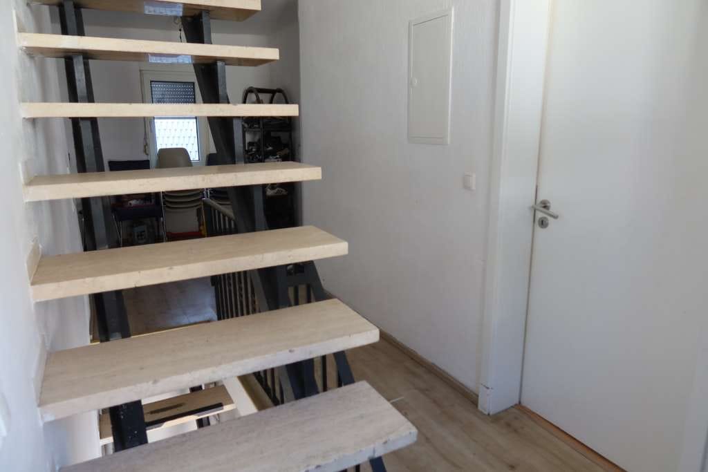 Immobilie in Höchst im Odenwald - Investitionshighlight: 7-Zimmer-Maisonette mit 5,64 % Rendite in Höchst i. Odw. - Bild 2