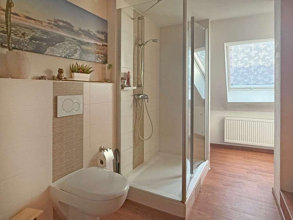 Immobilie in Neidenstein - Großzügige, teilsanierte 4-Zimmerwohnung mit Balkon, Garage und hübschem Innenhof in Neidenstein - Bild 4