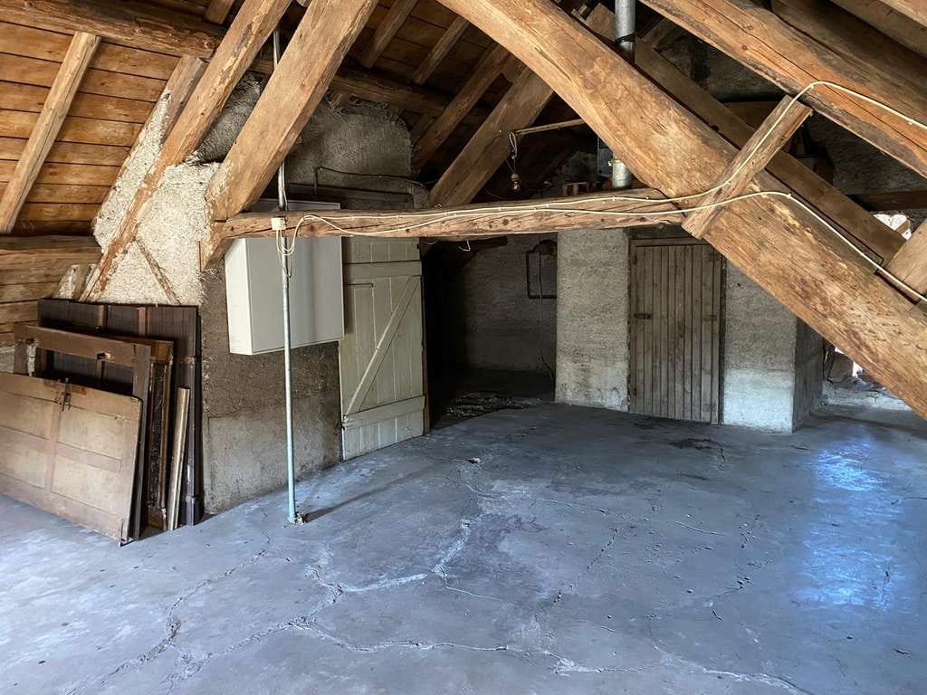 Immobilie in Neroth - Historisches Eifelhaus von 1874 mit 1.700 m² Grundstück & 30.000 € Förderzusage  - Bild 4