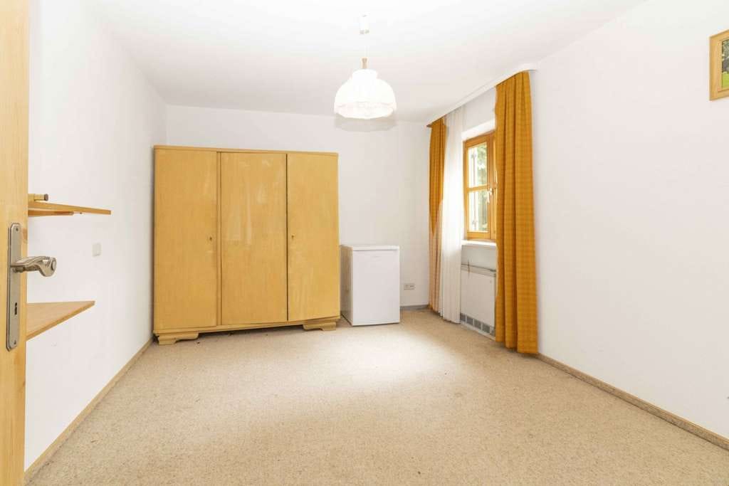 Immobilie in Hilgertshausen-Tandern - Traumhaftes Hofensemble mit Potenzial - zzgl. Bauplatz, Stadel, Grünland zur Pacht -  - Bild 4
