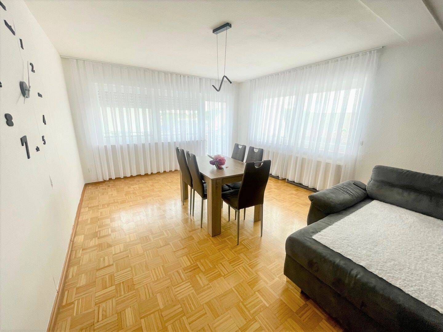 Immobilie in Hüttlingen - Geräumige Wohnung in ruhiger Lage von Hüttlingen inkl. großer Terrasse und Garage zu verkaufen - Bild 0