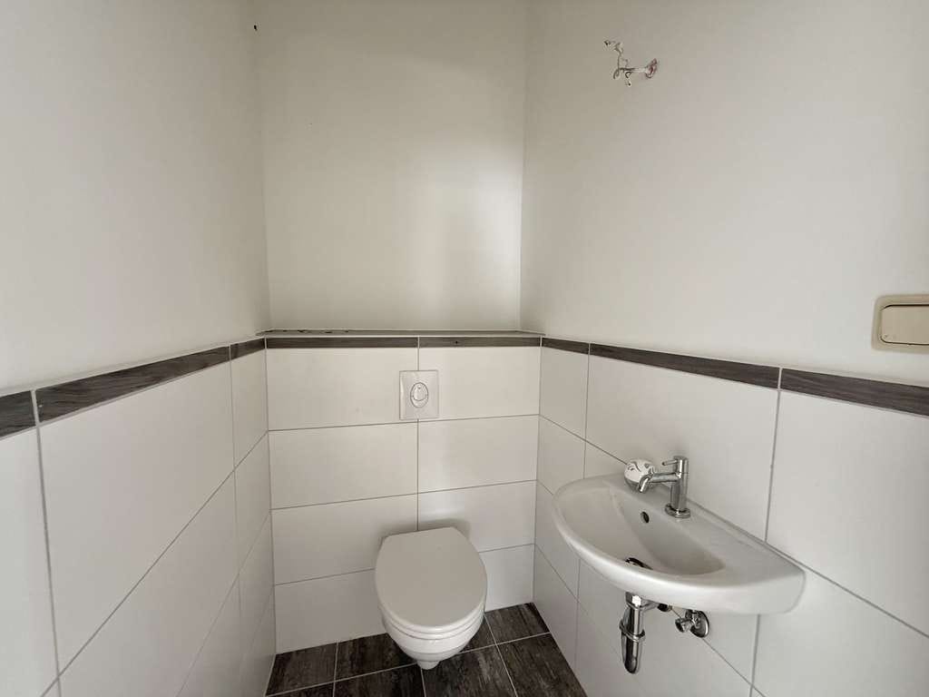 Immobilie in Schiffweiler - Wohn- und Geschäftshaus in Schiffweiler-Heiligenwald – attraktive Kapitalanlage! - Bild 3