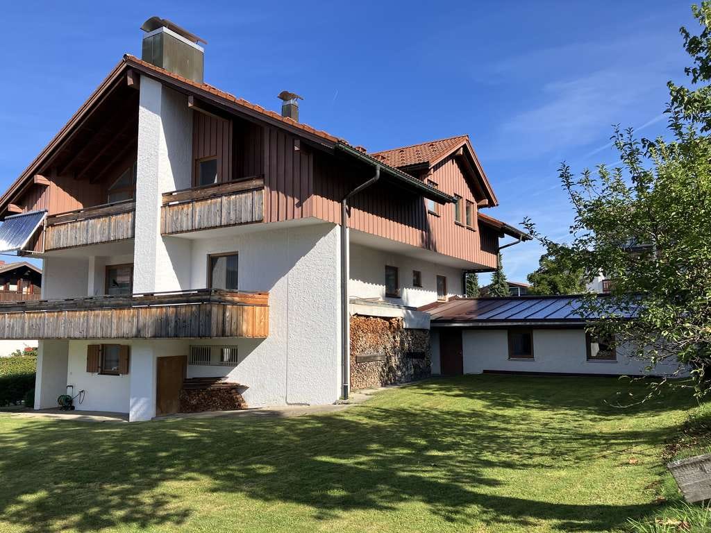 Immobilie in Oberstaufen - Gelegenheit von Privat – attraktives Mehrfamilienhaus mit vielfältigen Nutzungsmöglichkeiten - Bild 2
