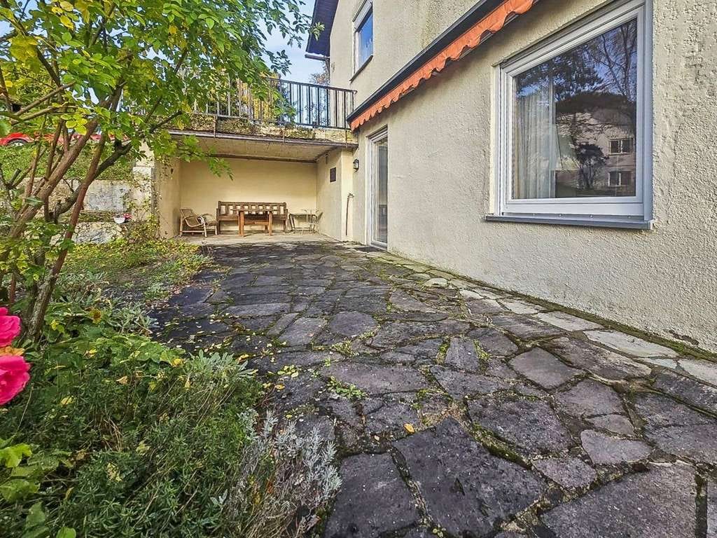 Immobilie in Schöntal - Großzügig geschnittene 3-Zimmer-Eigentumswohnung in reizvoller Umgebung - Bild 1