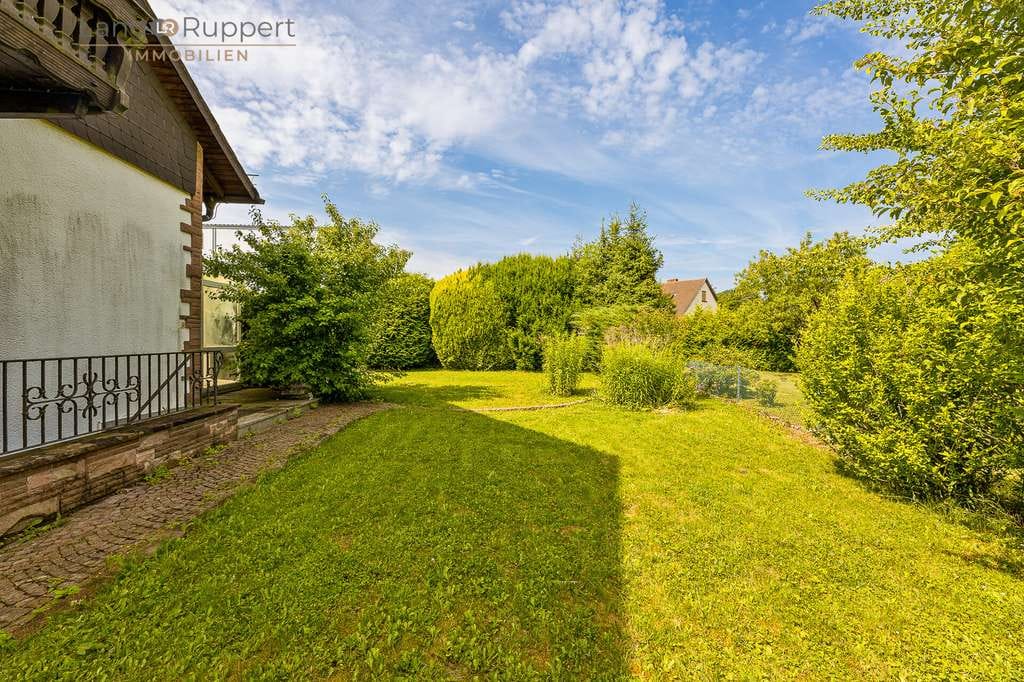 Immobilie in Mörlenbach - Charmantes Einfamilienhaus mit großzügigem Garten - Bild 3