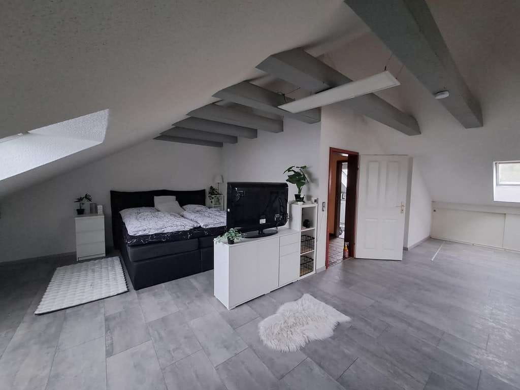 Immobilie in Bonstetten - REH mit Einliegerwohnung und Wintergarten - Bild 3