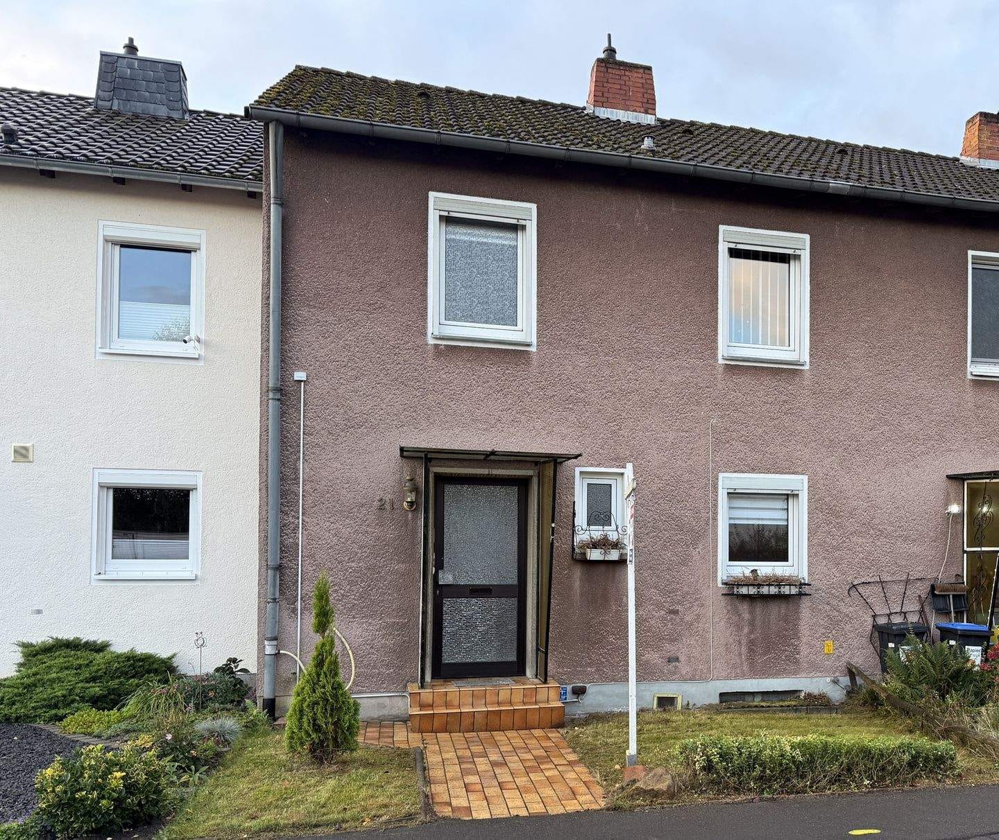 Immobilie in Celle - Reihenhaus mit Charakter - Platz für Familie, Ideen und Zukunftspläne! (NJ-1020-110) - Bild 0