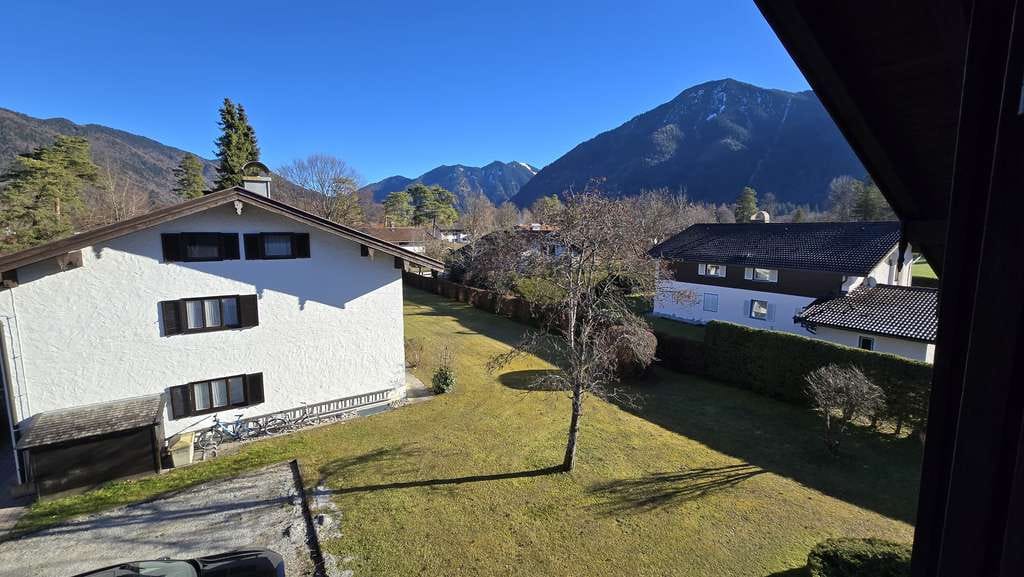 Immobilie in Kreuth - 2,5-Zimmer-Dachgeschosswohnung in Kreuth-Weißach - Bild 2