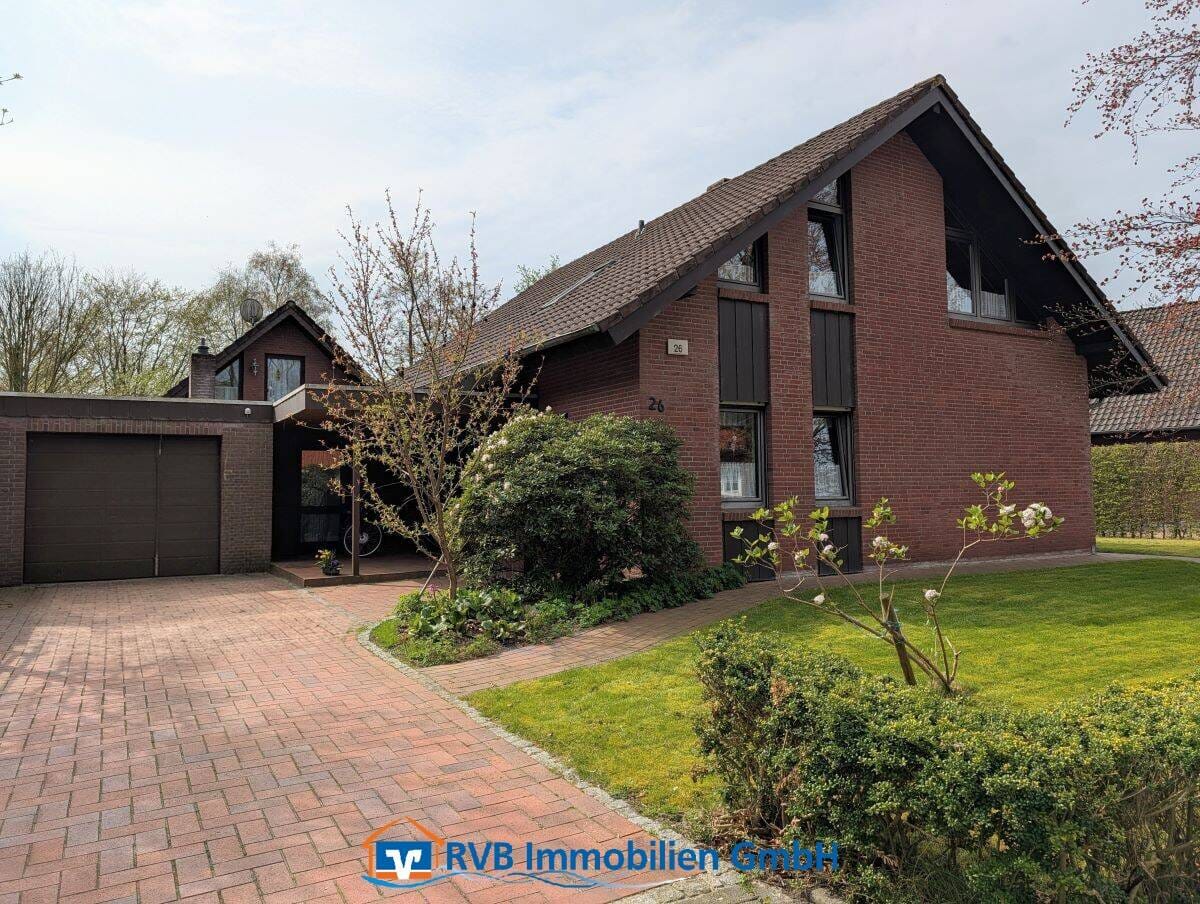 Immobilie in Uplengen - Architektenhaus in begehrter Siedlungslage von Remels - Bild 0