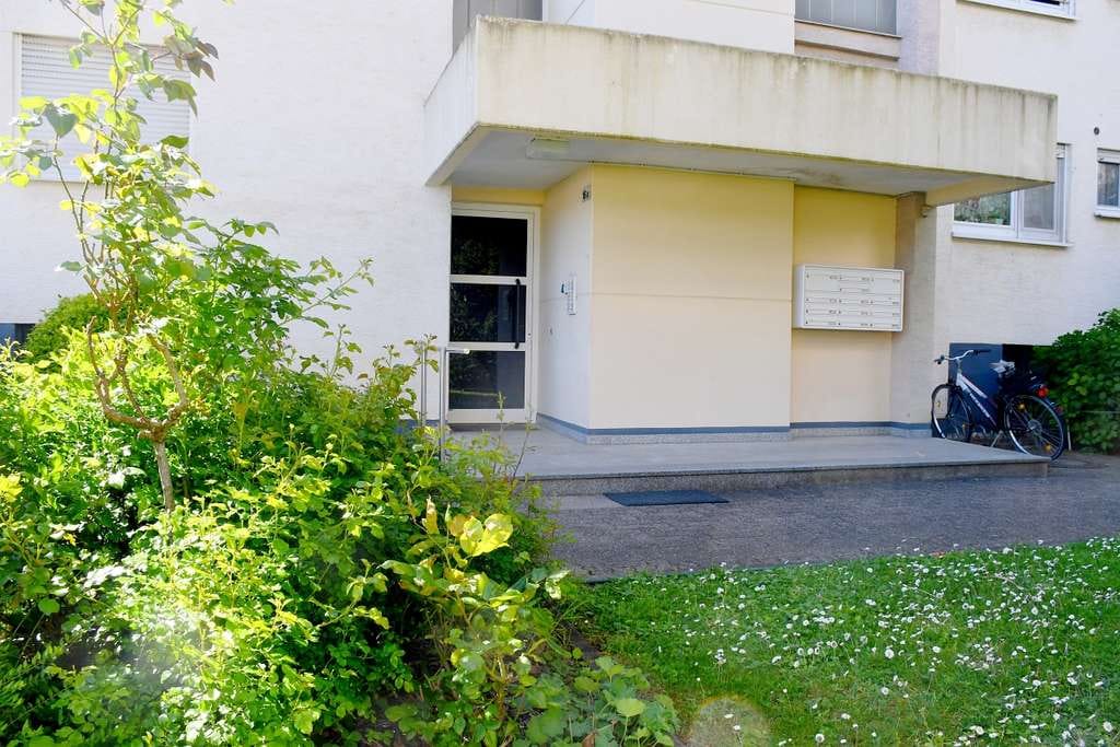 Immobilie in Büttelborn - Sonnige 2-Zimmer-Eigentumswohnung mit Balkon und Pkw-Stellplatz in Büttelborn - Bild 2