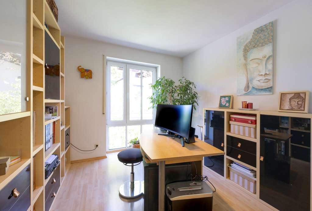 Immobilie in Grafrath - Wohnidyll am Waldrand: Gemütliche 3-Zimmer-Wohnung mit Ausblick ins Grüne - Bild 4