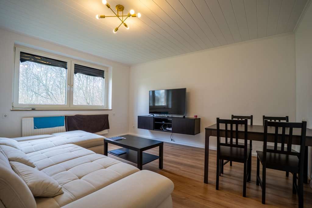 Immobilie in Übach-Palenberg - Bezugsfreie 3-Zimmer-Erdgeschosswohnung mit Balkon in ruhiger Wohnlage - Bild 1