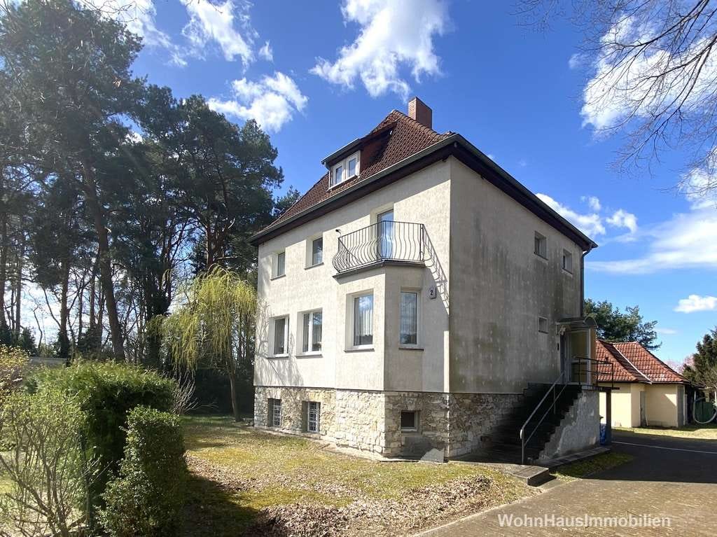 Immobilie in Nuthetal - Großes Wohnhaus mit großem Garten für Ihre Familie - Bild 1
