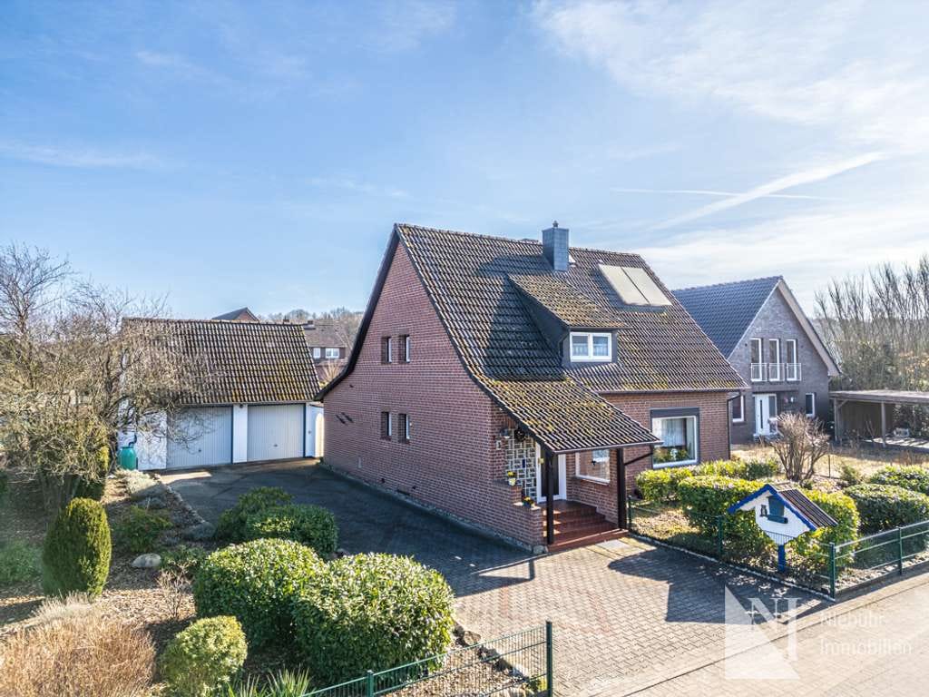 Immobilie in Barendorf - Platz für Ihre Wünsche: Einfamilienhaus auf Eckgrundstück in Barendorf - Bild 1