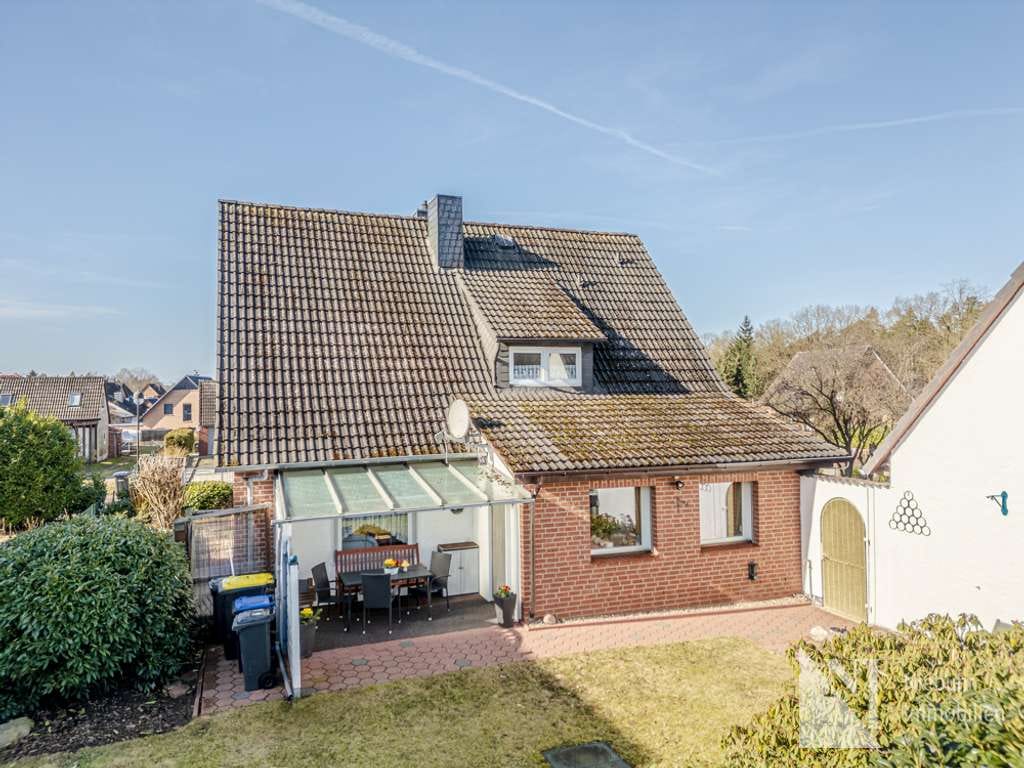 Immobilie in Barendorf - Platz für Ihre Wünsche: Einfamilienhaus auf Eckgrundstück in Barendorf - Bild 2
