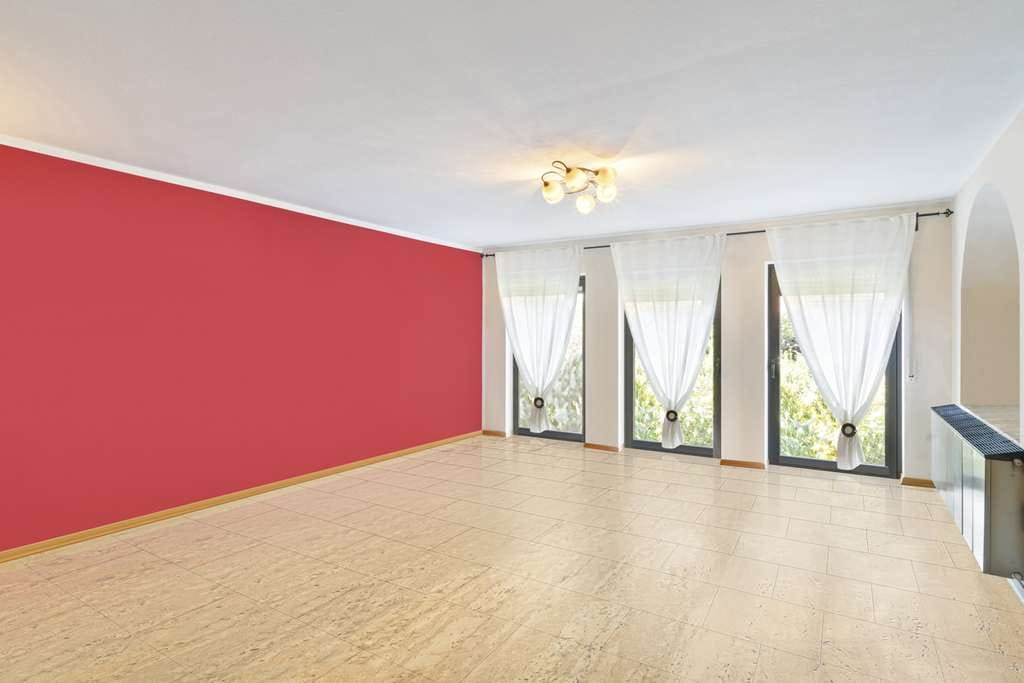 Immobilie in Biebesheim - Flexibles Wohnen: Maisonette, Garten und zwei Loggien - Bild 1