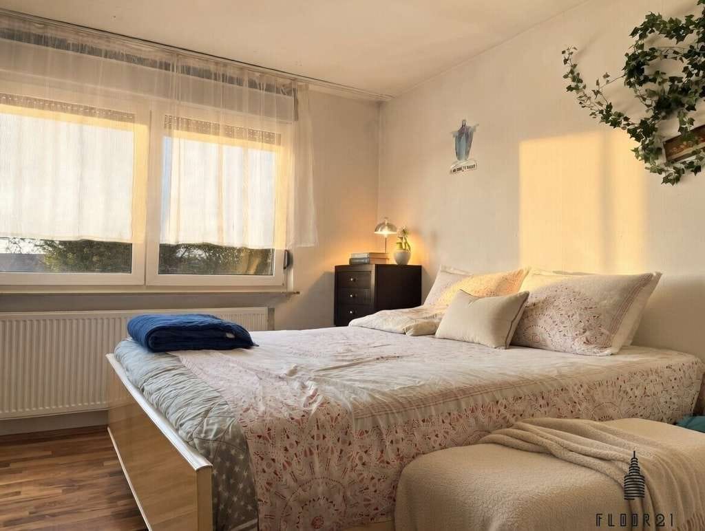 Immobilie in Erdmannhausen - Helle 4- Zimmerwohnung mit Balkon und Stellplatz in S-Bahn-Nähe von Erdmannhausen - Bild 2