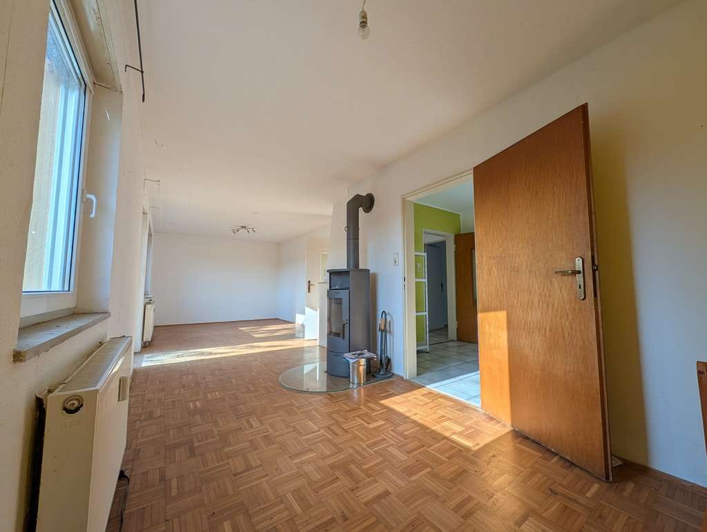 Immobilie in Obernbreit - Renovierungsbedürftiges 5-Zimmer Haus in Obernbreit - Bild 4