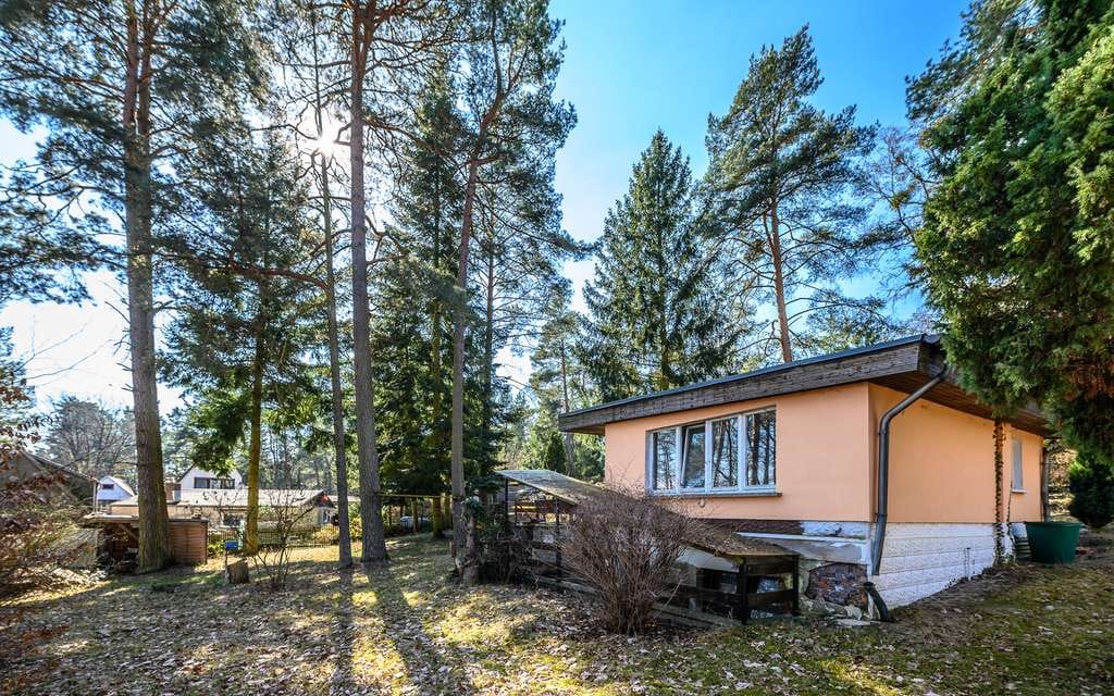 Immobilie in Schorfheide - Heinze-Immobilien (IVD): Wochenendhaus für Handwerker nahe Üdersee - Bild 3