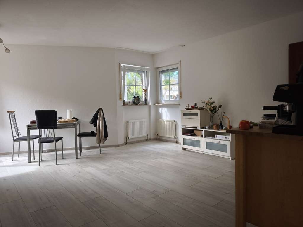 Immobilie in Bruchsal - Attraktive 1-Zimmer-Wohnung mit Carport in gefragter Lage von Bruchsal- ideal für Kapitalanleger - Bild 1