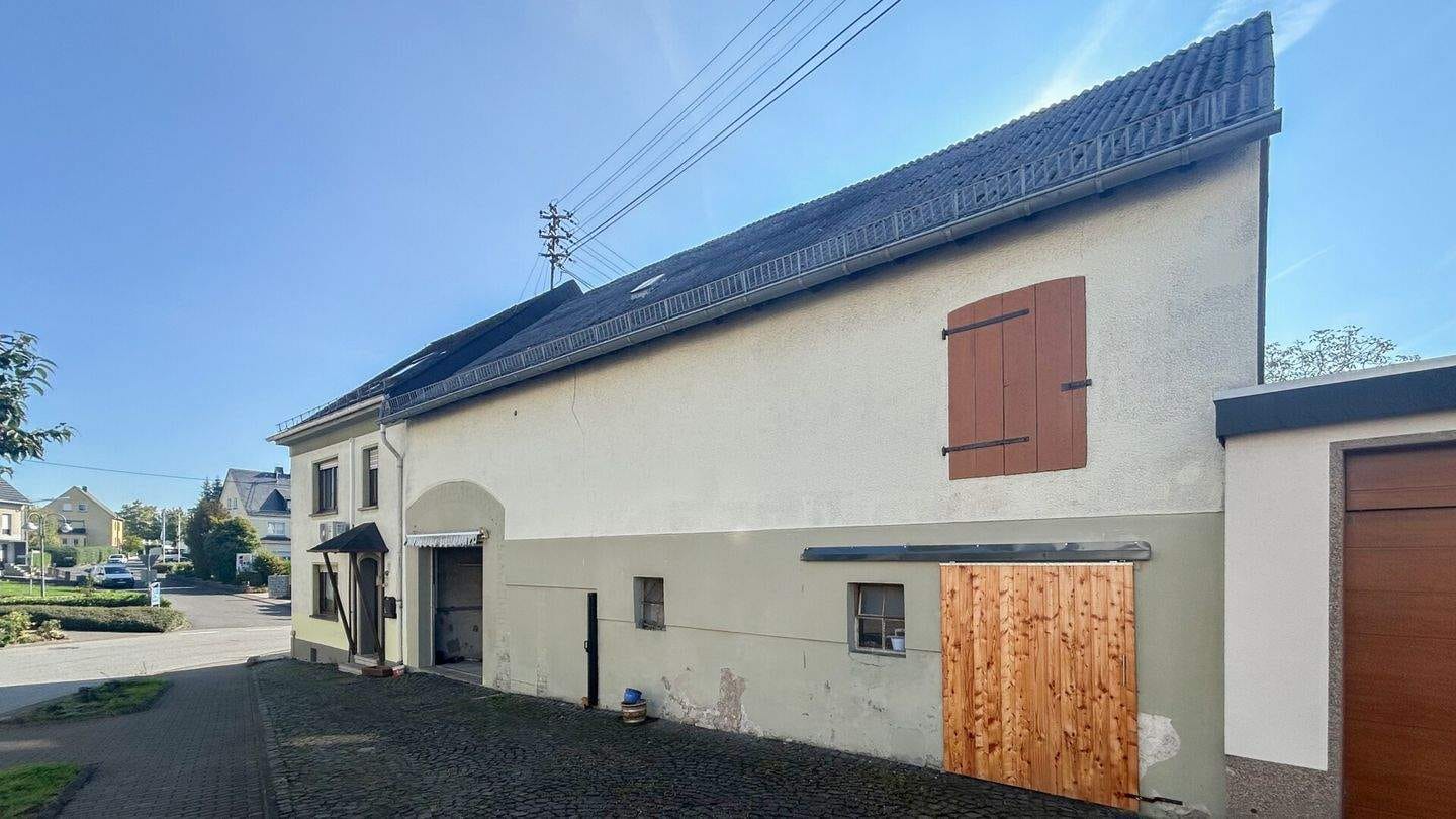 Immobilie in Nauort - Viel Raum für Ideen - Haus mit ca. 115 m² Wohnfläche und großer Scheune in Nauort! - Bild 0
