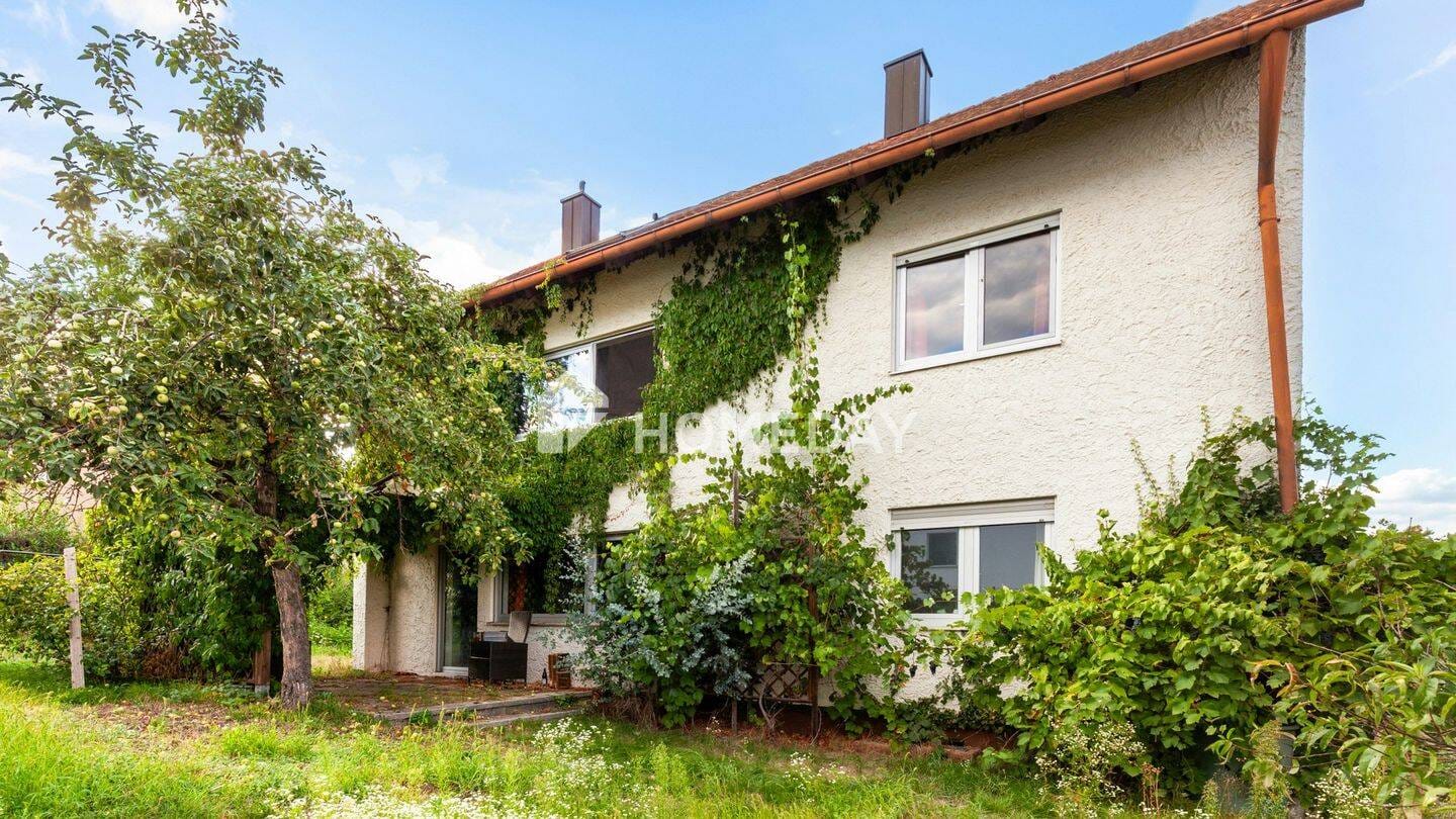 Immobilie in Abenberg - Bezugsfreies Einfamilienhaus mit großen Garten in ruhiger Lage - Bild 0