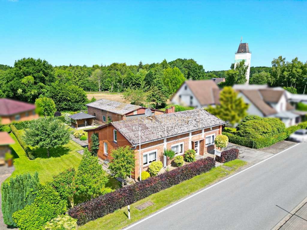 Immobilie in Beringstedt - Dieses Haus kann mehr als Wohnen – Bungalow mit großer Halle - Bild 3