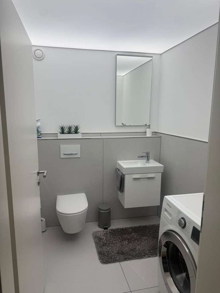 Immobilie in Eimeldingen - 4-Zimmer Wohnung (108m²) im 2. OG, voll renoviert, mit Balkon in Eimeldingen - Bild 2