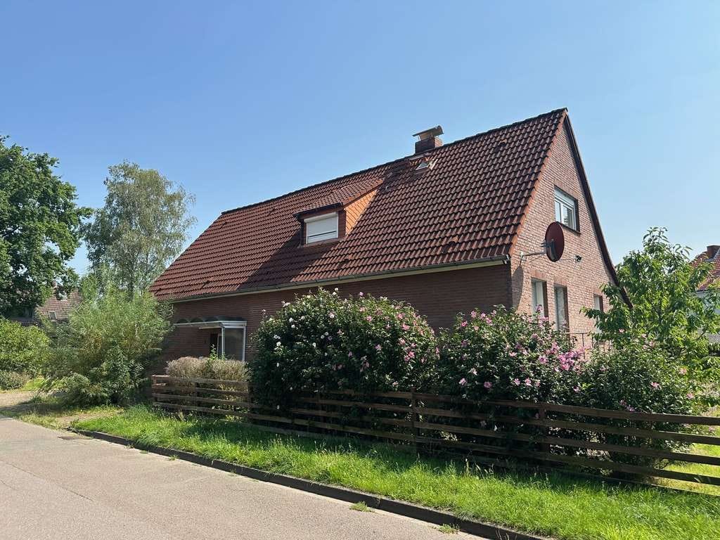Immobilie in Seelze - Ihr neues IMMOBILIEN QUARTIER: Bezahlbares ehemaliges Waldarbeitergehöft in Dedensen - Bild 0