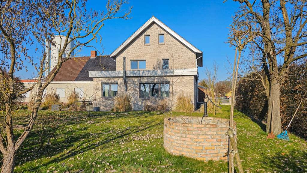 Immobilie in Wagenfeld - Großzügiges Haus nach KFW-40-Standart mit vielen Nebengebäude! Wohngebäude 2017 hochwertig saniert! - Bild 4