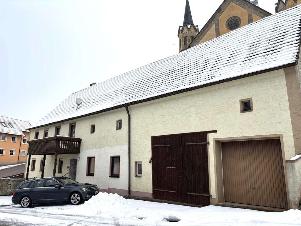 Immobilie in Heidenheim - Kleiner Bauernhof in der Ortsmitte von Hechlingen am See
 - Bild 2