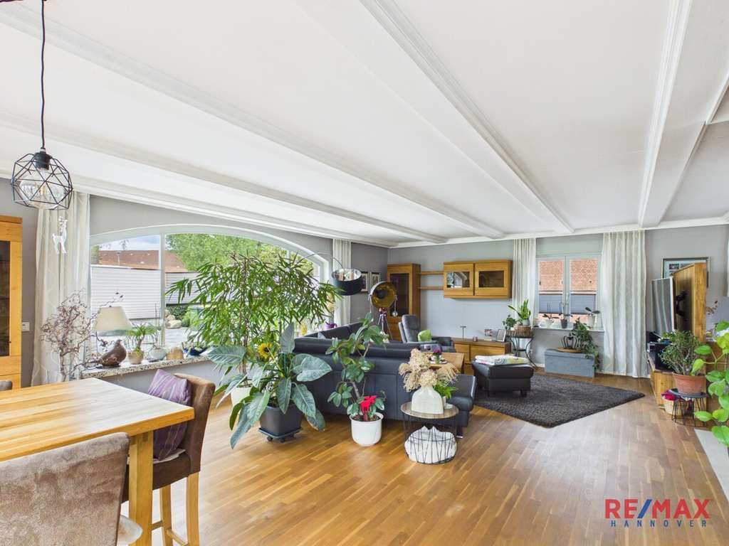 Immobilie in Walsrode - Landhaus mit Neubau, Ferienwohnung, Wintergarten & Photovoltaik auf großem Grundstück - Bild 3