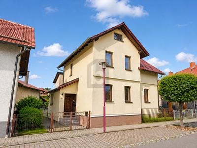 Immobilie in Themar - 7 ZIMMER, GARTENIDYLLE UND ENTWICKLUNGSPOTENZIAL - Bild 0