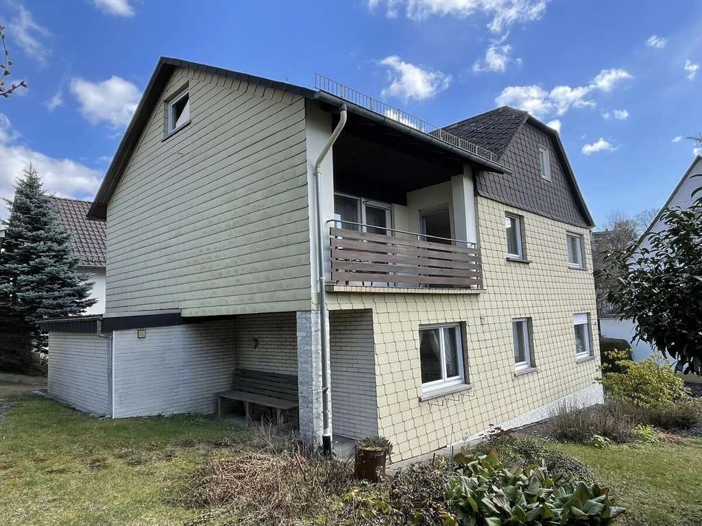 Immobilie in Hohenahr - 35644 Hohenahr-Mudersbach

Wohnhaus mit Nebengebäuden auf einem großartigem Grundstück - Bild 2