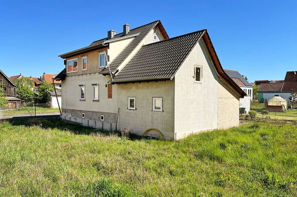 Immobilie in Rannungen - Attraktiver und entkernter Wohntraum - ideal als Ein-/Zweifamilienhaus oder zum Leben und Arbeiten u - Bild 3