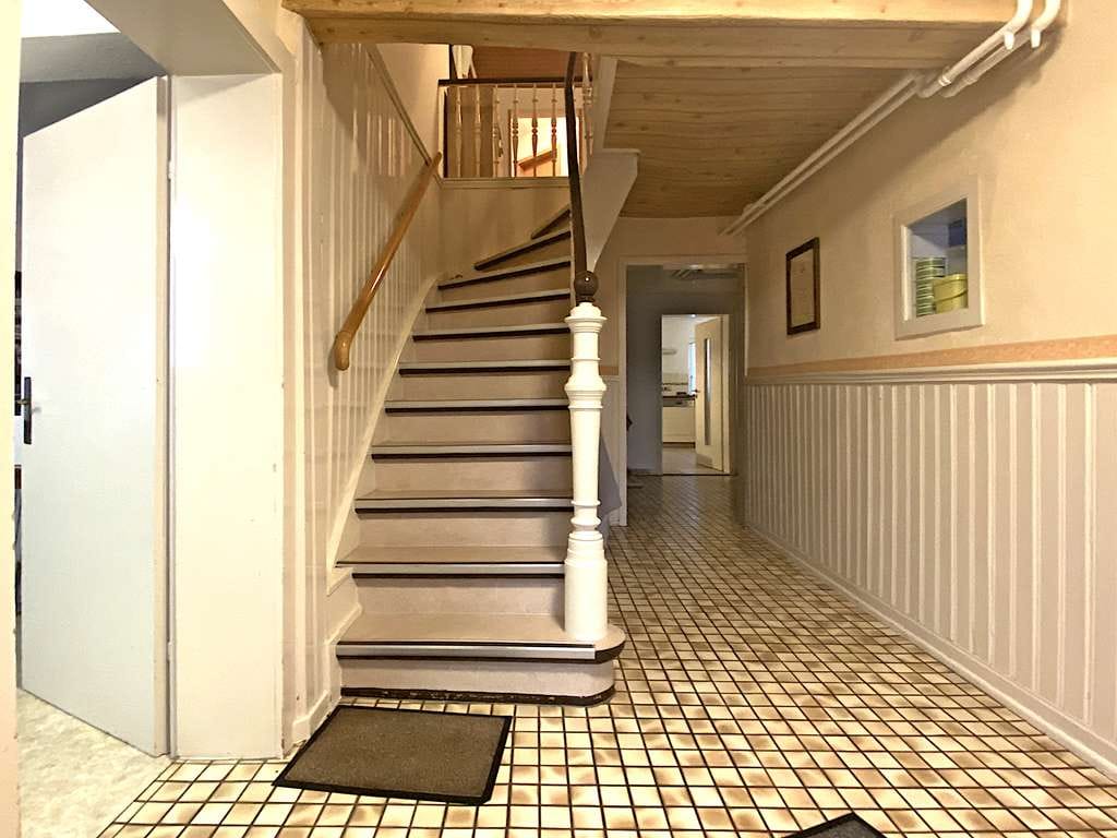 Immobilie in Ortenberg - Mehrgenerationenhaus/Boardinghouse/Pension - Bild 2