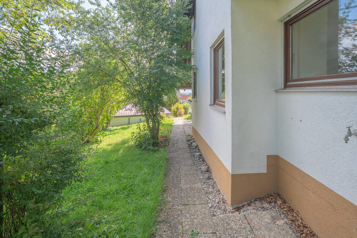 Immobilie in Bonndorf im Schwarzwald - Die Naturidylle mit vielen Möglichkeiten und Einliegerwohnung - Bild 3