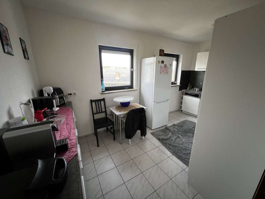 Immobilie in Schönaich - Kapitalanlage: Gepflegte 3,5-Zimmer-Whng mit großem Balkon, Sauna + Stellplatz inklusive - Bild 2