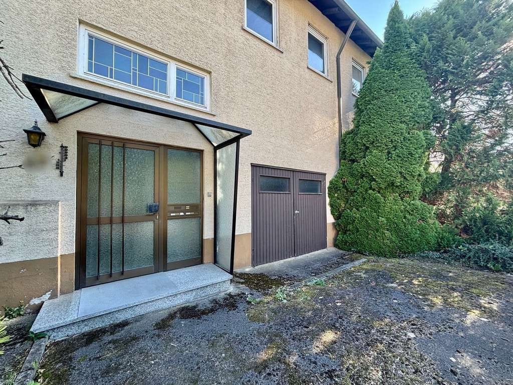 Immobilie in Gomaringen - Zweifamilienhaus mit viel Fläche - Ausbau, Renovierung und vermieten! - Bild 4