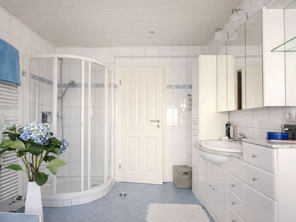 Immobilie in Lügde - Großzügiges Wohnglück mit Dachterrasse: Exklusive 3-Zimmer-Eigentumswohnung im Herzen von Lügde - Bild 4