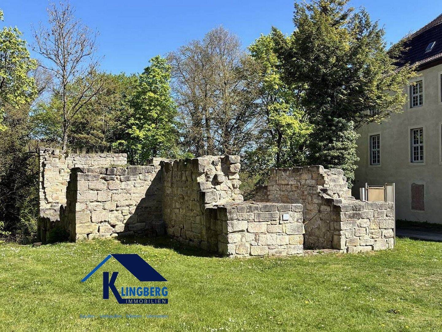 Immobilie in Finneland - Schloss Steinburg ° Ihre Investitionsmöglichkeit mit Geschichte ° ETW im 1.OG zu verkaufen! - Bild 0