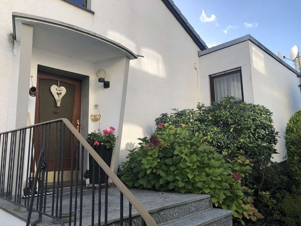 Immobilie in Kottenheim - Einfamilienhaus mit optionaler Einliegerwohnung - Bild 2
